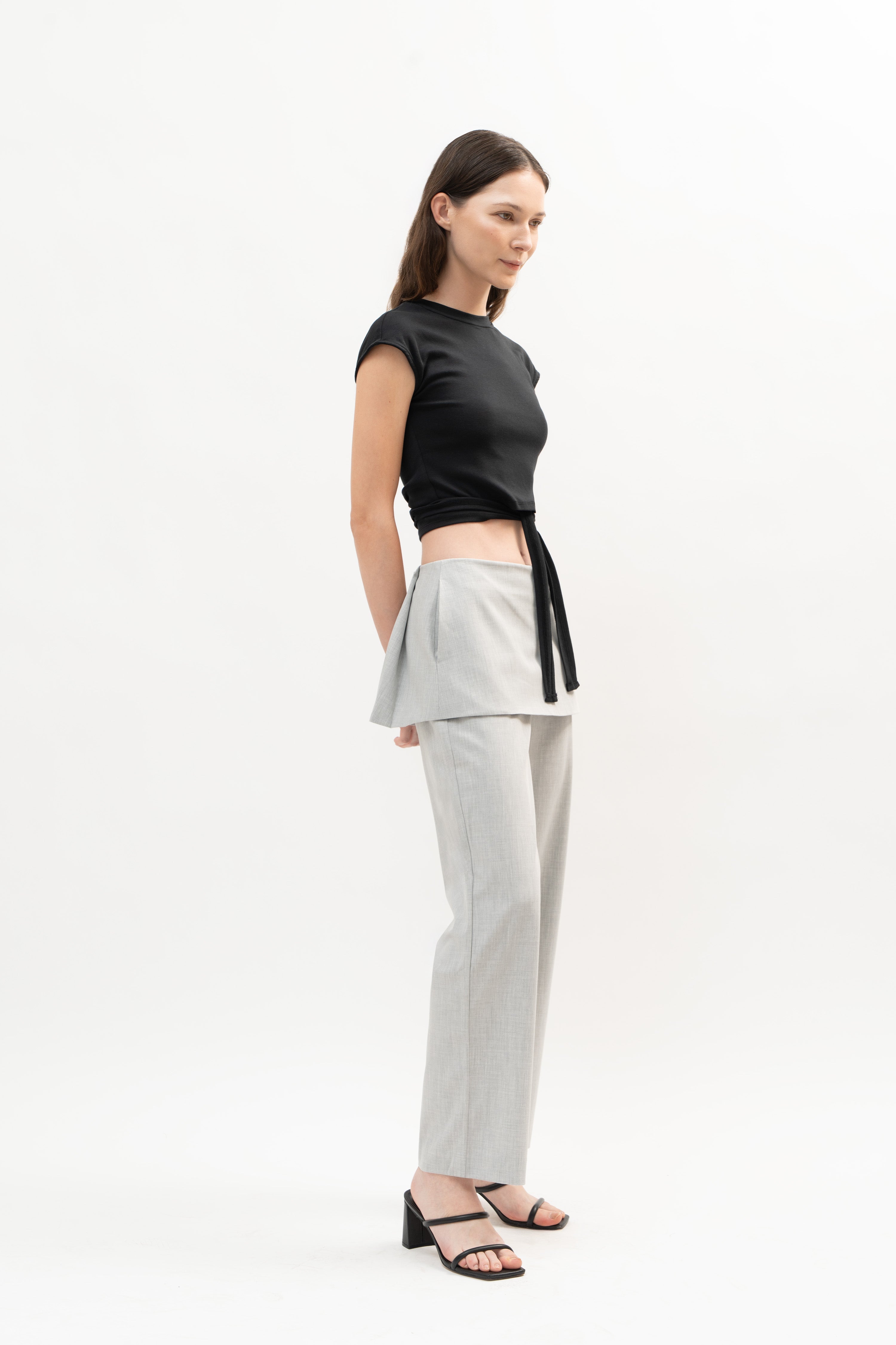 Cerros Skort in Stone Gray - ODNE