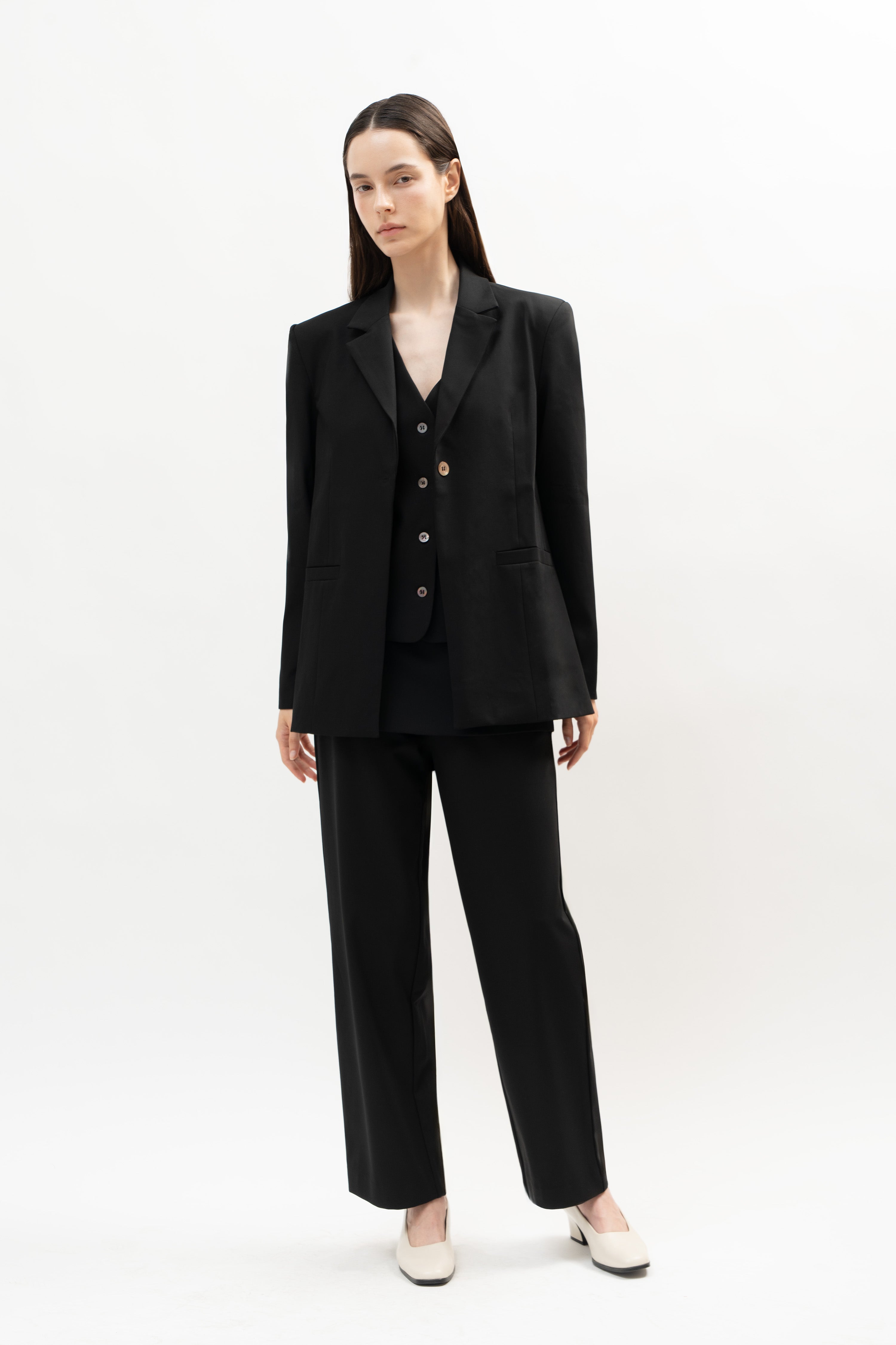 Manhattan Blazer in Black - ODNE