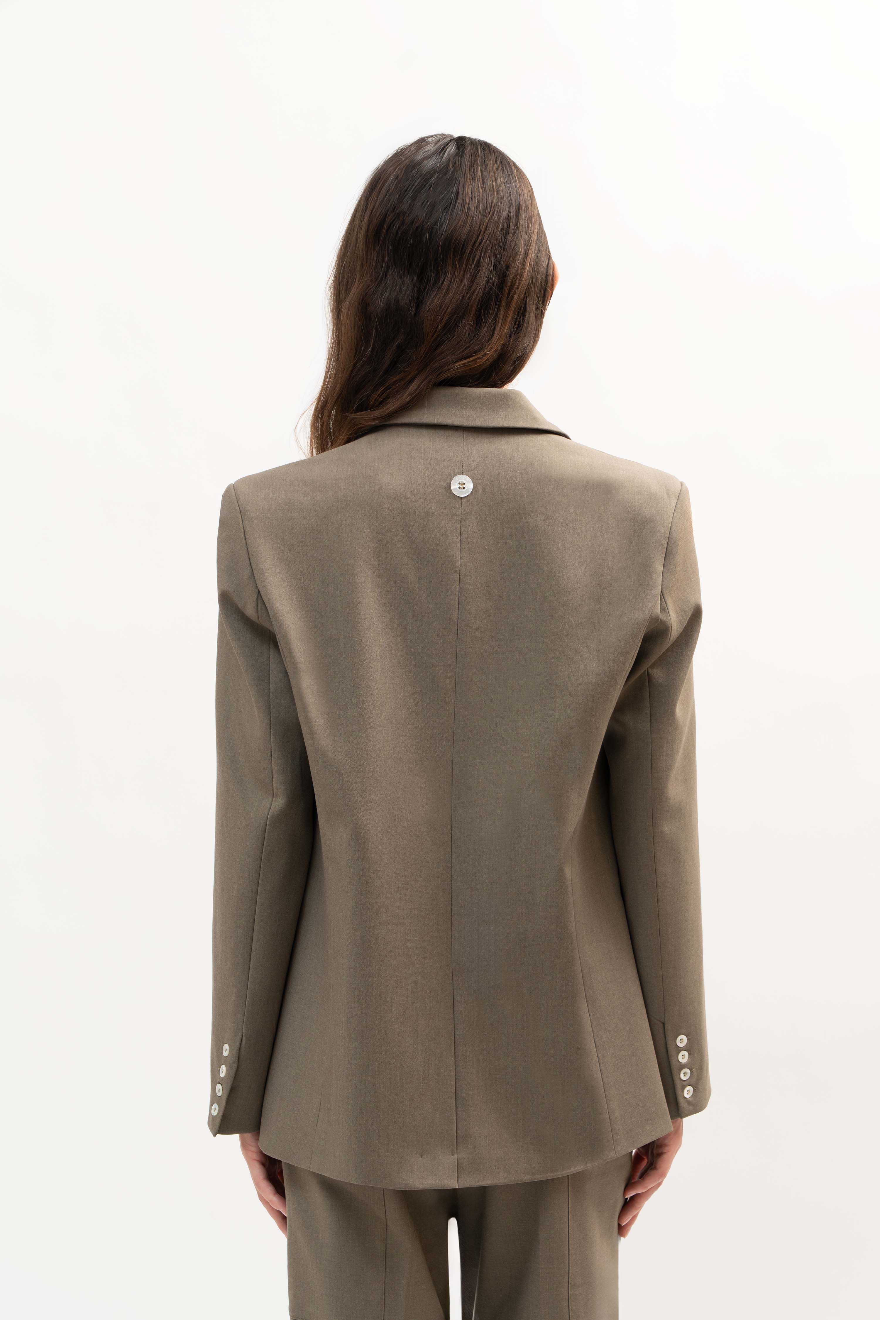 Manhattan Blazer in Wood Brown - ODNE