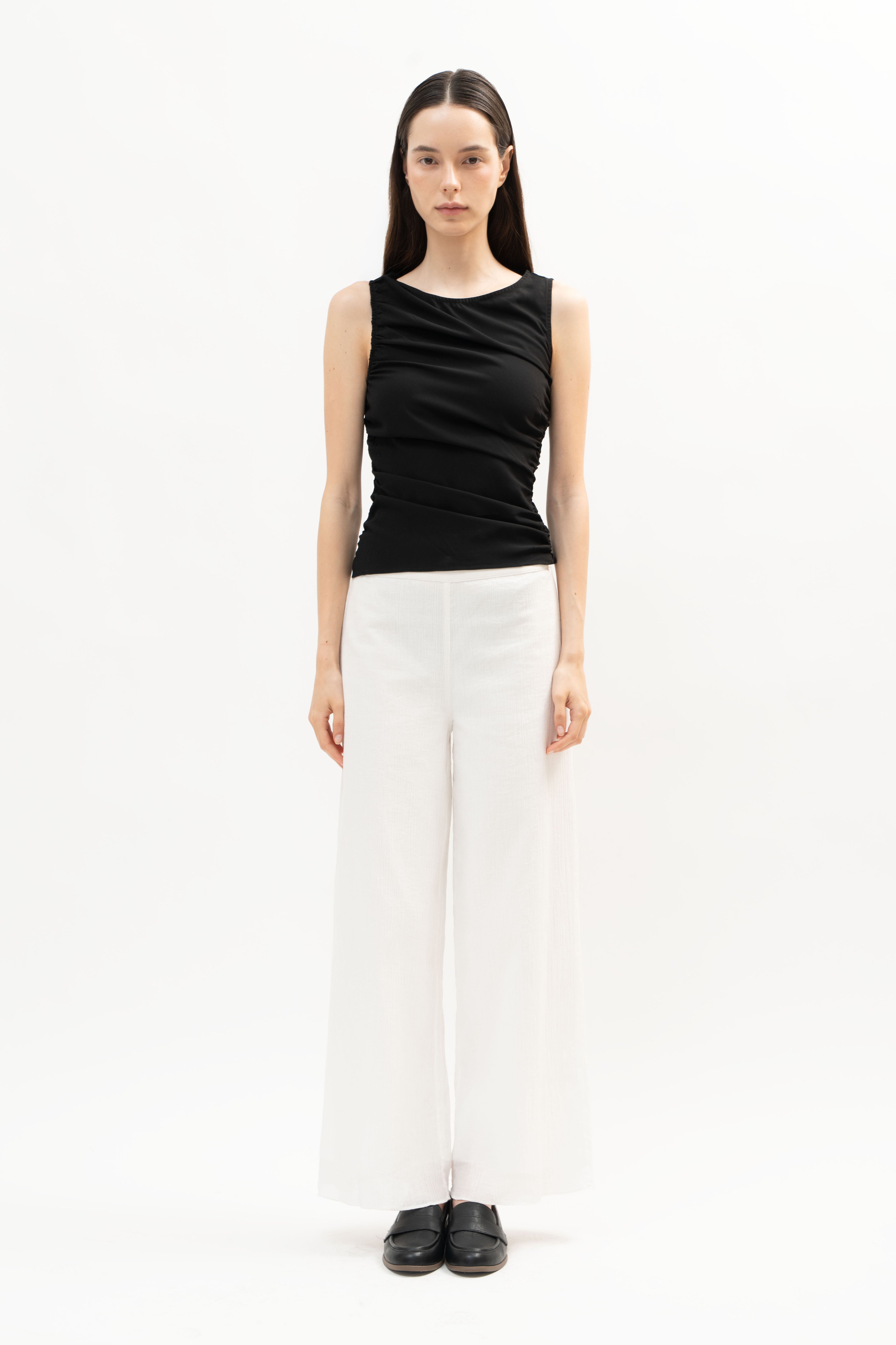 Bells Pant in White - ODNE