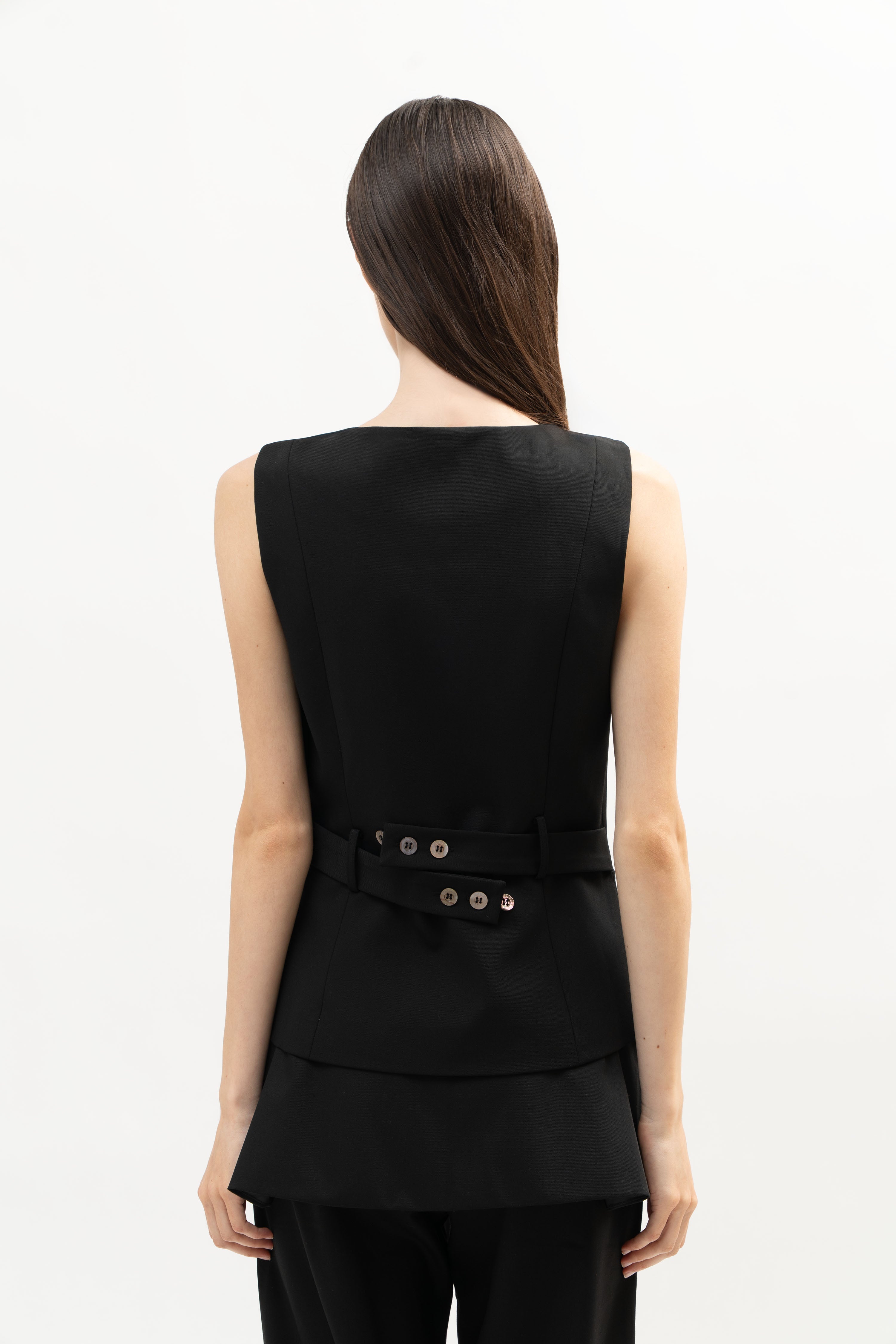 Cayo Vest in Black - ODNE