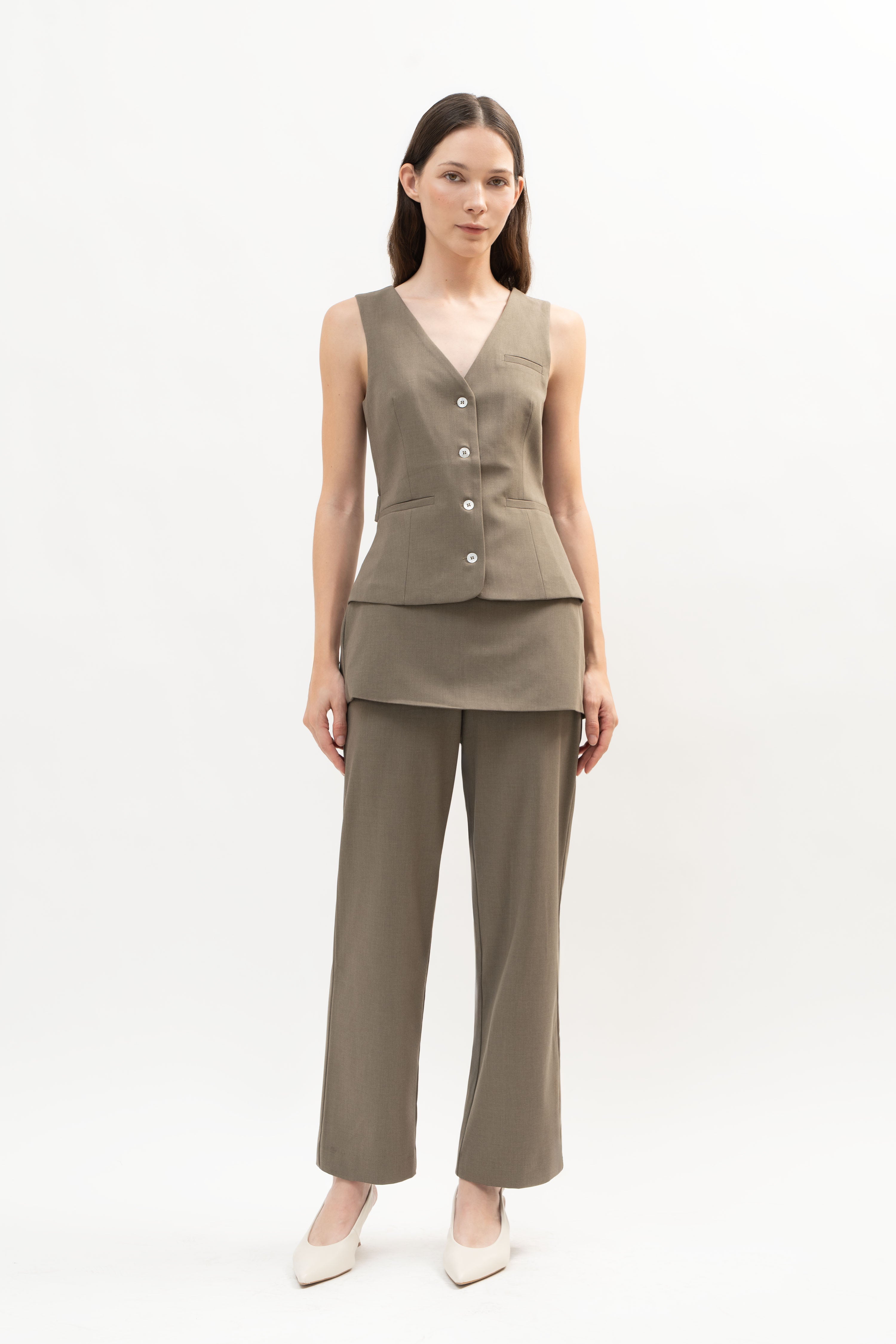 Cayo Vest in Wood Brown - ODNE