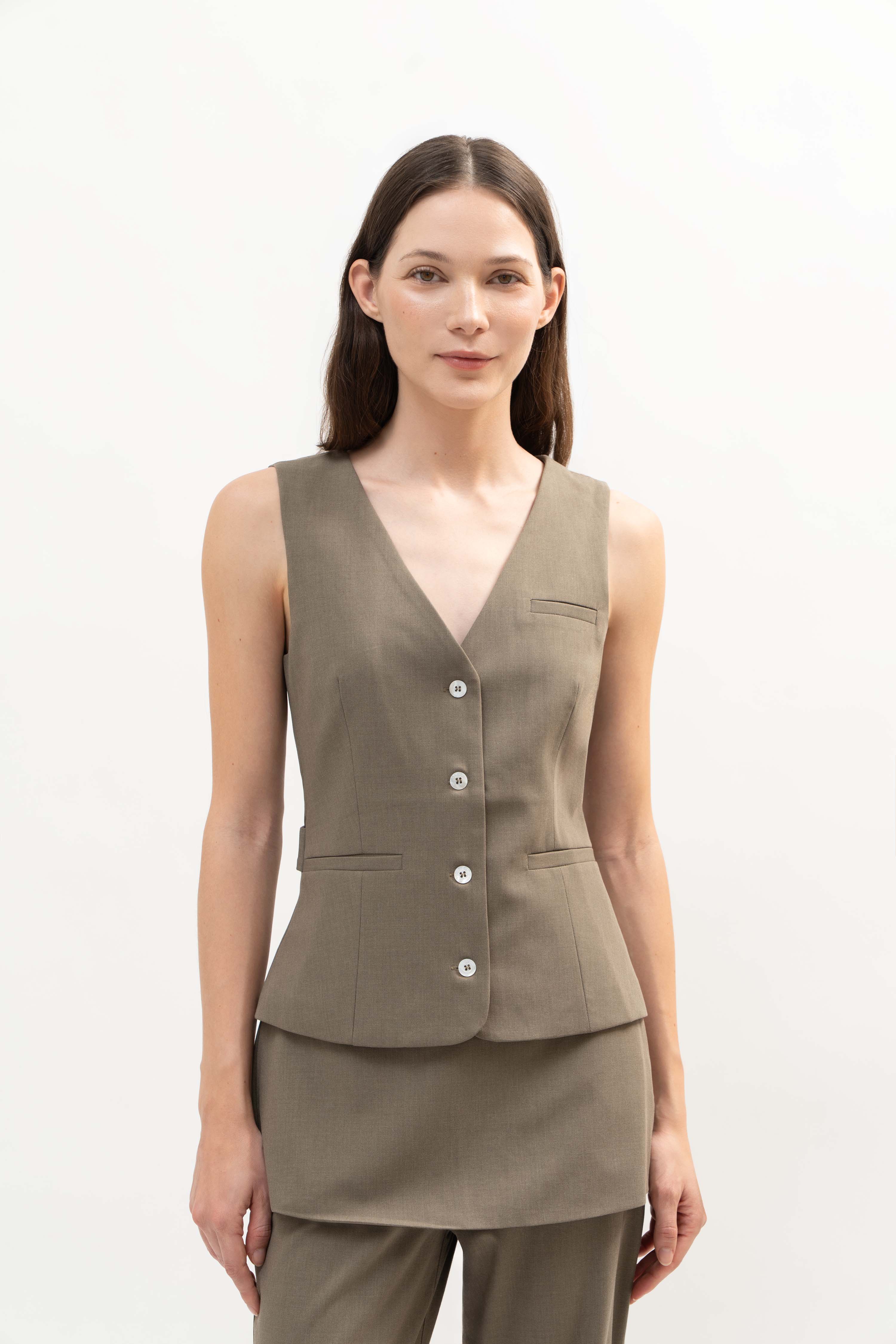 Cayo Vest in Wood Brown - ODNE