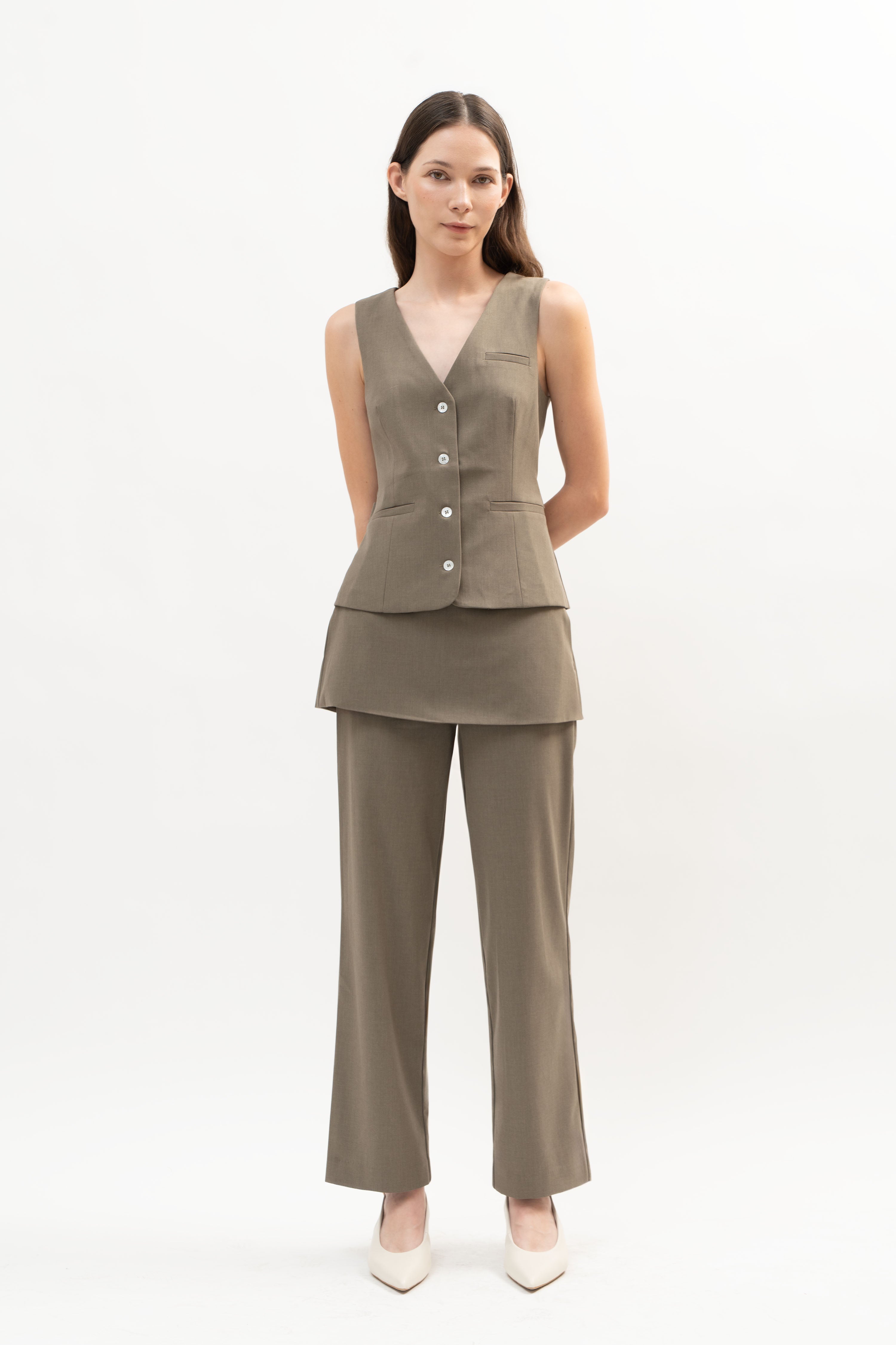 Cerros Skort in Wood Brown - ODNE